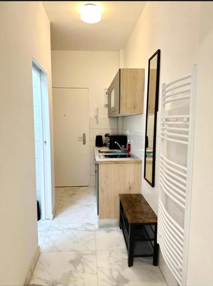 Cozy Studio In Ottakiring Area Rd Viena 0*,  Austria